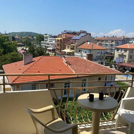 Gasthuis Atanasov 1 Primorsko