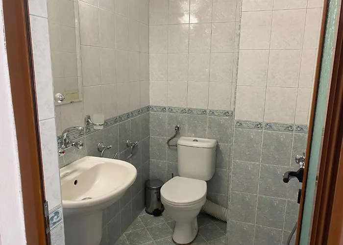 Atanasov 1 Πανσιόν