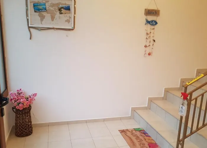 Atanasov 1 Πανσιόν 3*