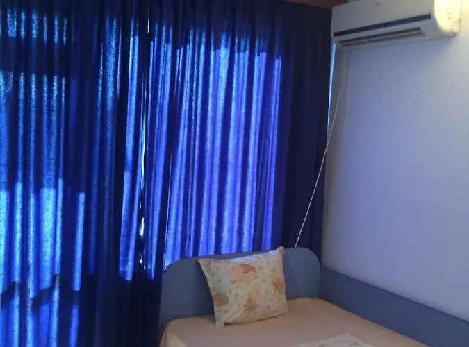 Atanasov 1 3* Πριμόρσκο